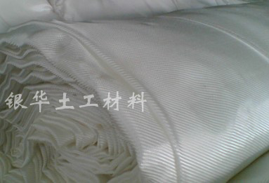 寬幅長絲機(jī)織土工布